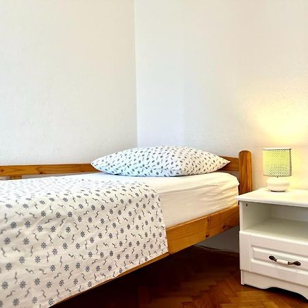 Apartments Juric Мимице Экстерьер фото